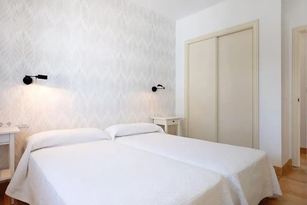 Holiday home Villa Escocia, Entre Pinares Y A Pie De Playa Roche Spain